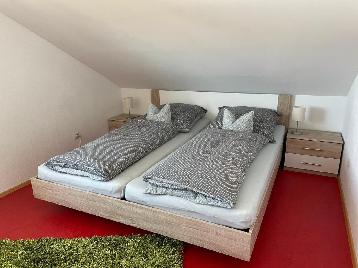 Ferienwohnung Lang - Schoene 3-Zimmer-Wohnung Бондорф им Шварцвалд Екстериор снимка